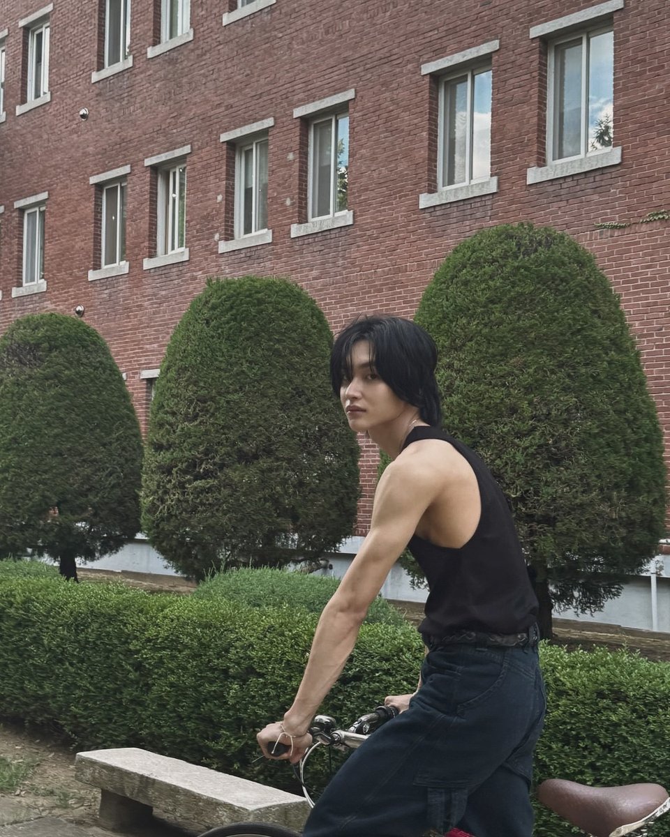 wonbgn's tweet image. Hit the road and felt the wind like never before. How about it? Wanna join me for a ride?