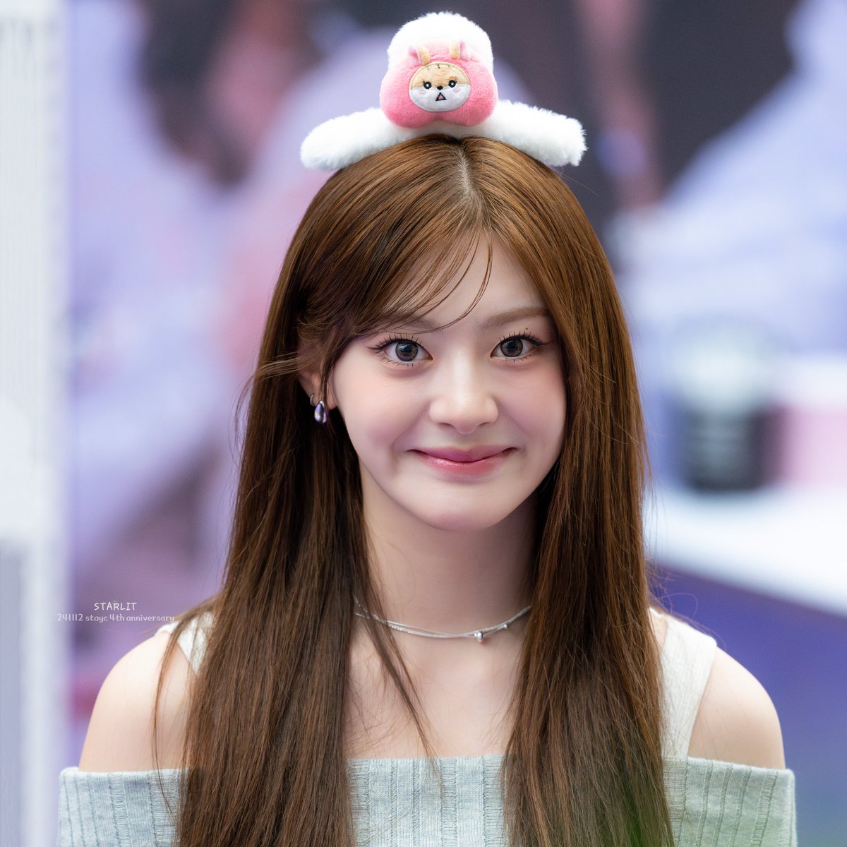 starlit_seeun's tweet photo. 241112 stayc 4th anniversary HQ
세복이🍑와 함께하는 4주년
#세은 #Seeun #윤세은 #princesseun
#스테이씨 #stayc #세복이 #sebok https://t.co/LHu4LdlPCg