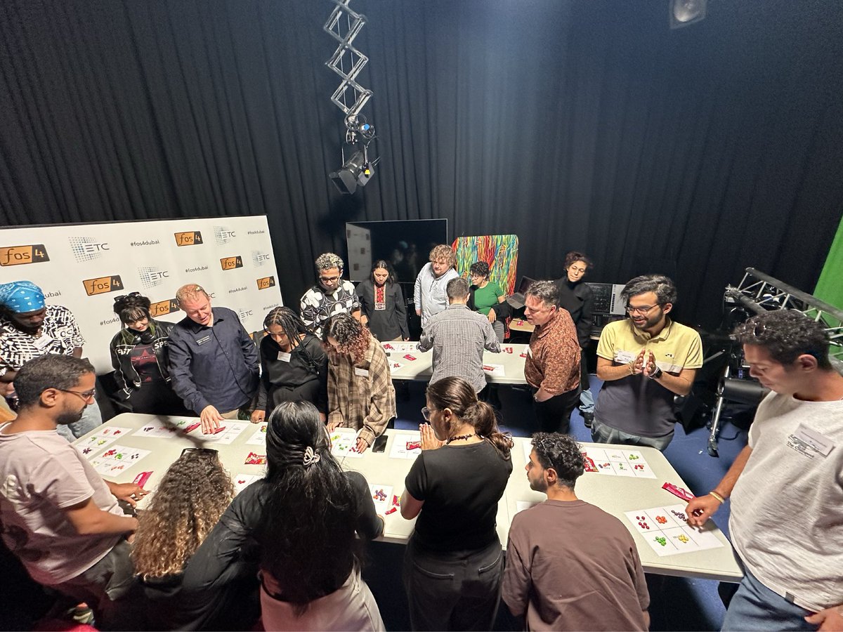 OasisMena's tweet image. Yesterday, ETC hosted SPAA students at their Dubai Studio, covering Networking, LED Fixtures, Eos &amp;amp; Hog Consoles, and a Sea World case study. ETC also gifted EOS Gadgets &amp;amp; Dongles to support their learning. A great day of hands-on training!

#ETC #SPAA #LightingInnovation