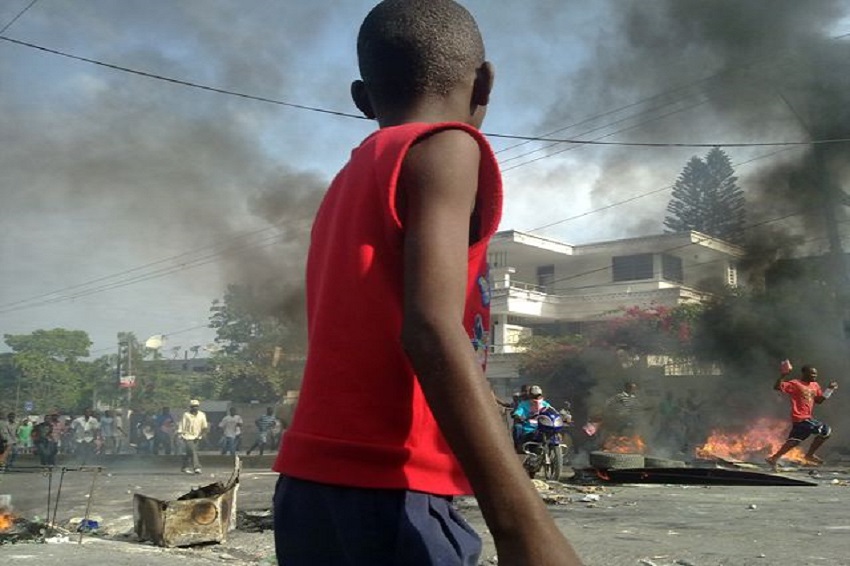 🇭🇹 #Haïti : les gouvernements se succèdent, les gangs demeurent.
📻<a href="/fred_th7/">ThomasFrédéric@cetri</a> sur <a href="/franceculture/">France Culture</a> (<a href="/guillaumeerner/">Guillaume Erner</a>).
Le Conseil de transition vient de remplacer le Premier ministre en place depuis juin, <a href="/ConilleGarry/">Garry Conille</a>, par l’homme d’affaires <a href="/citoyendidier/">Alix Didier Fils-Aimé</a>.
👉cetri.be/Haiti-les-gouv…