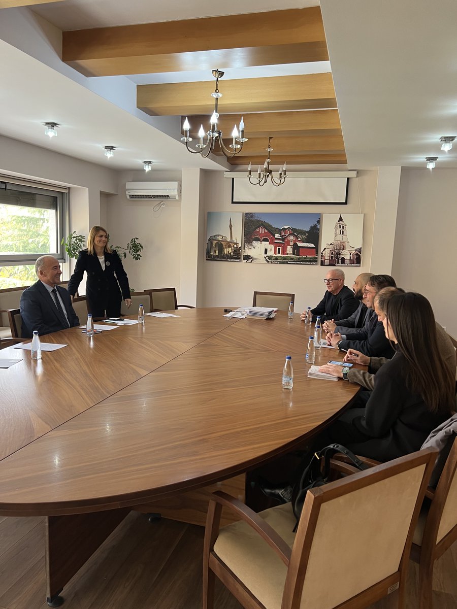 KIPREDofficial's tweet photo. 'Multi-Ethnic Caravan for Peace and Cohabitation' continued its mission in Peja, where we had the pleasure of meeting with Mayor Gazmend Muhaxheri.
#CaravanPeaceCohabitation #MultiethnicKosovo #municiplaityofpeja #KIPRED #NGOAKTIV #KFOS https://t.co/ER7MMH6M20