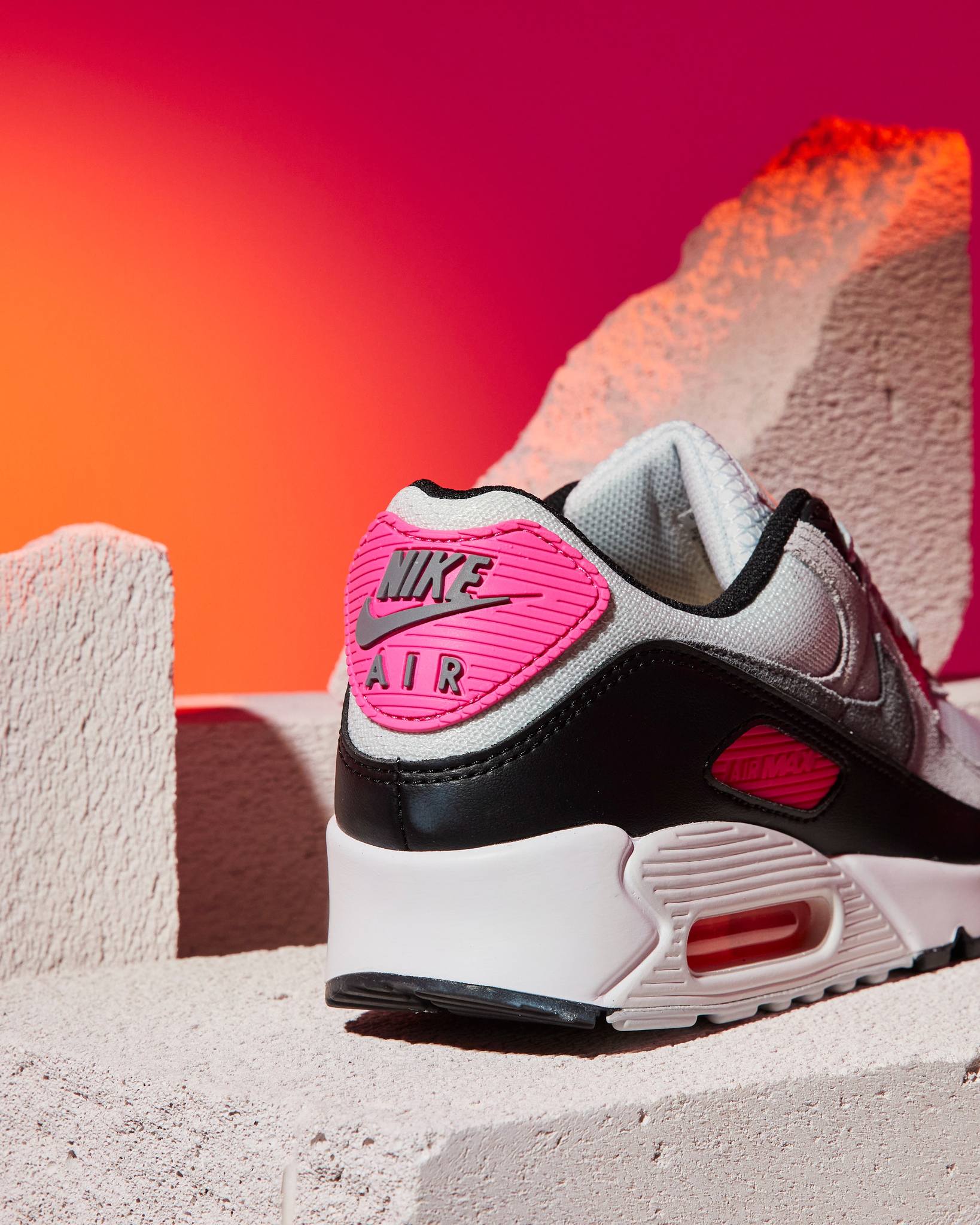Sneaker Drop on X ad Dunkin Donuts Nike Air Max 90 for only 63 with FREE shipping use code TREATYOURSELF at checkout BUY HERE https t 3wmUDeMfs4 https t fM1juTBbuG X