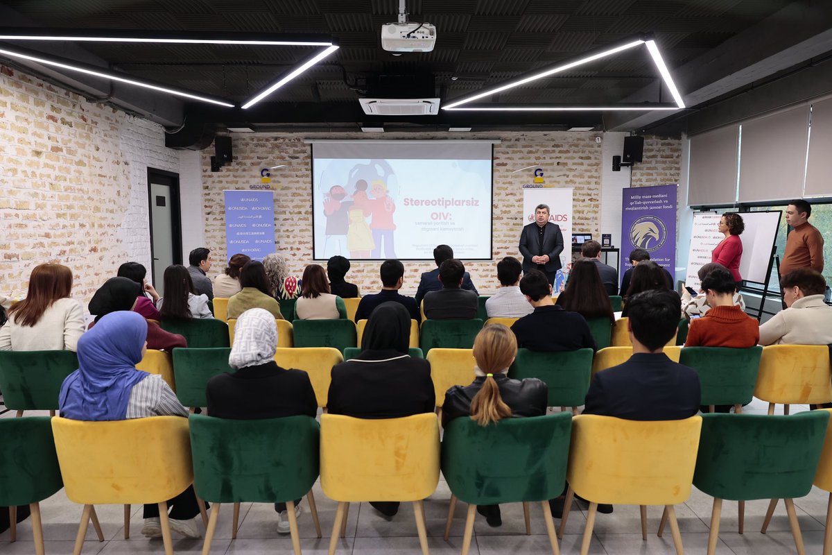 UNAIDS_UZB's tweet photo. Working together with media is essential to advance the #HIV agenda. By spreading accurate information and raising awareness, we promote #stigmafree environment for all. Let's leverage the power of media for a healthier & more informed society.
#HIVawareness #MediaForGood https://t.co/iIiCBkjEyZ