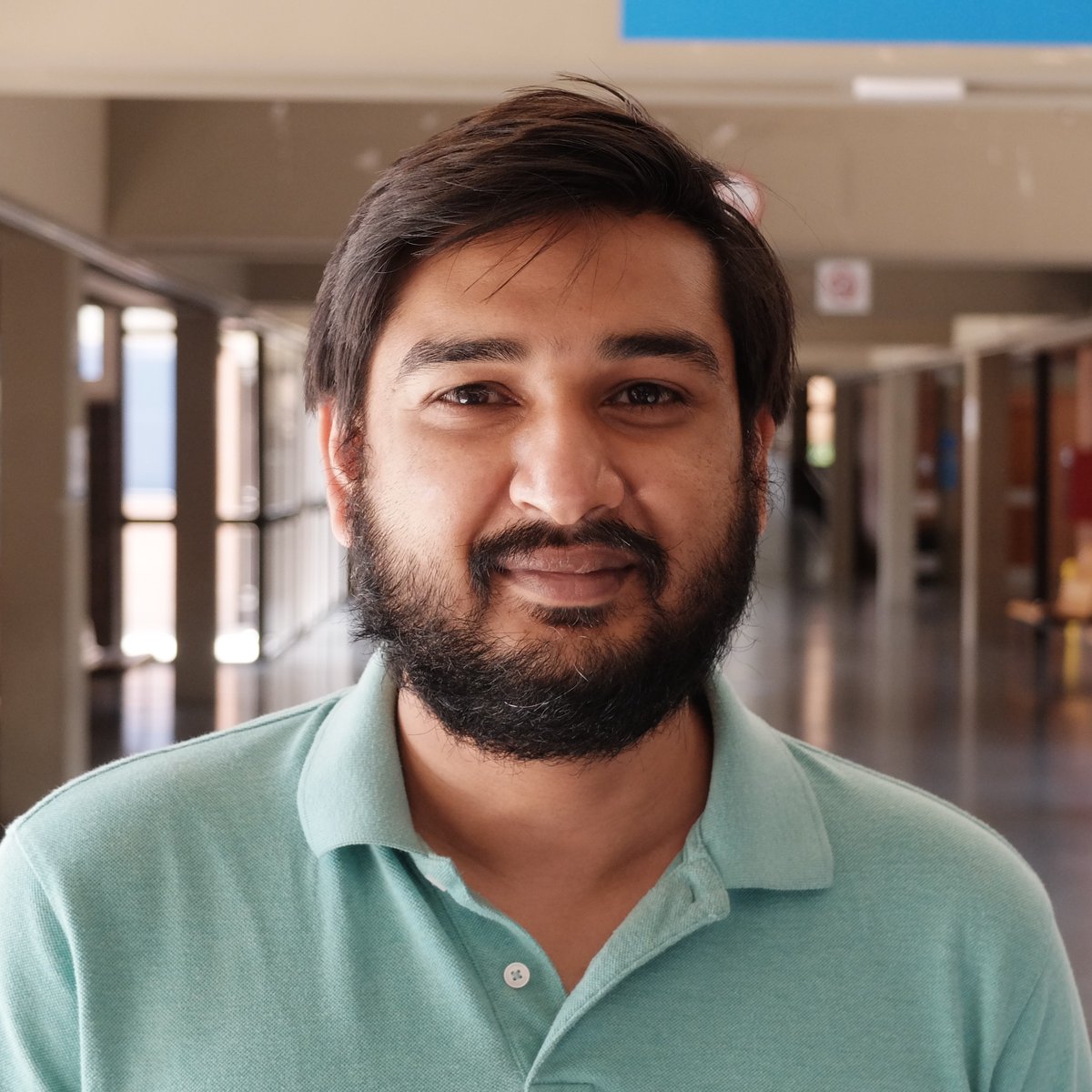 📢#JobMarketPaper by Abhinav Khemka: 

 📑"Manipulating the System: Clientelism and Criminality in Politics" 
🗣️His research explores why do voters elect criminal politicians. 
🔗abhinavkhemka.com/files/paper2.p…