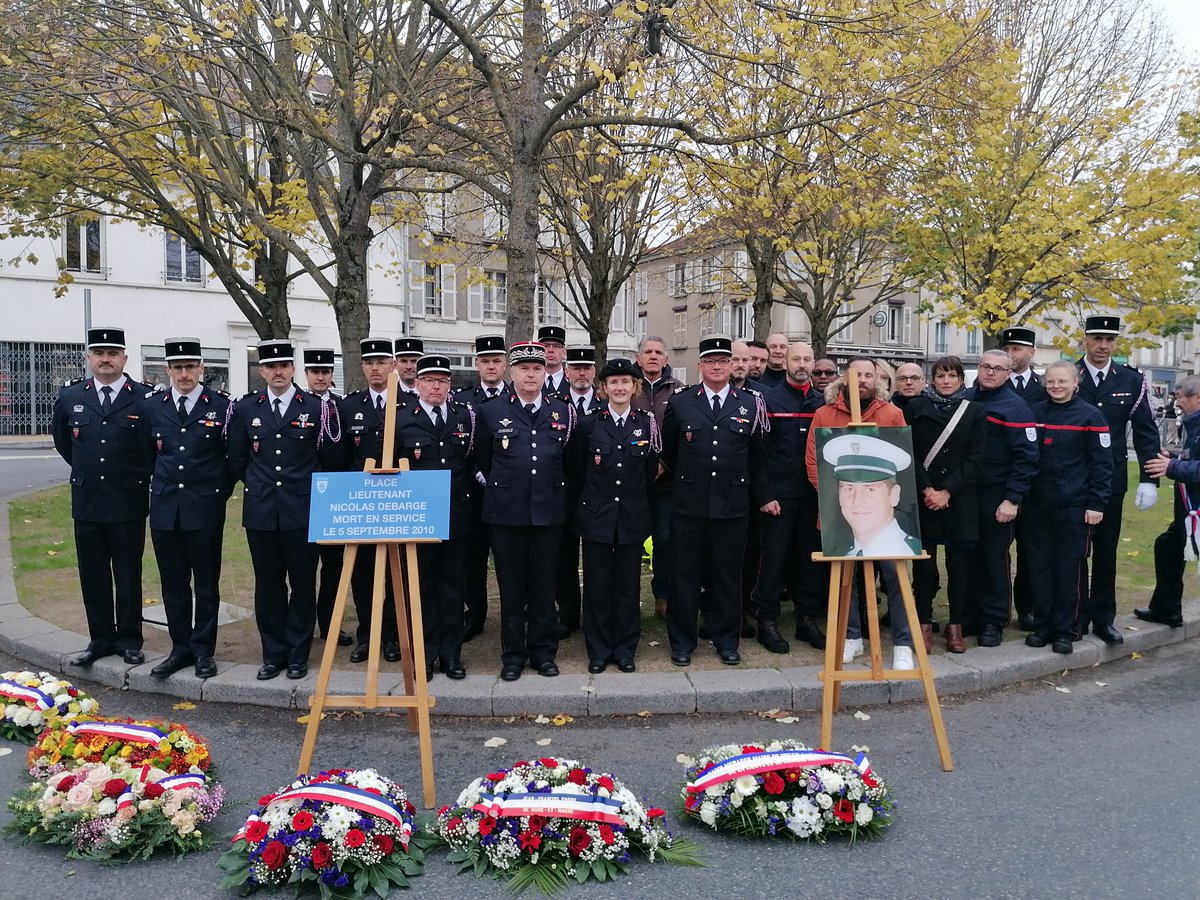 Sapeurs-Pompiers 77 tweet media