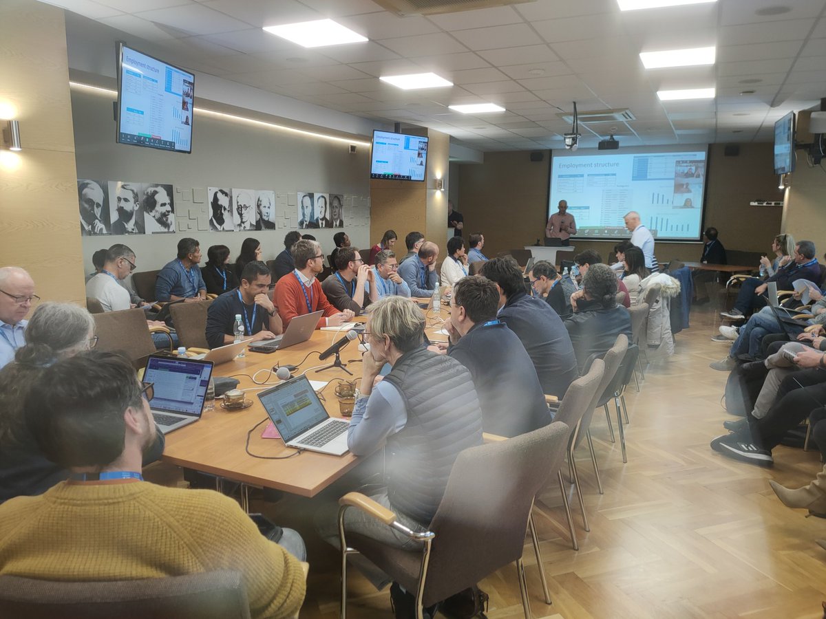 JorgeMACSAN's tweet photo. Starting now at Institute of Geophysics, Polish Academy of Sciences with the welcoming of the director. Then opening talk by F. Cotton, A. Strollo, M Majdanski and E. Garbarino #Geo_Inquire annual meeting at Warsaw. @GFZ_Potsdam leading the project. @EPOSeu @EPOS_ES https://t.co/wKeyKb7A2Y