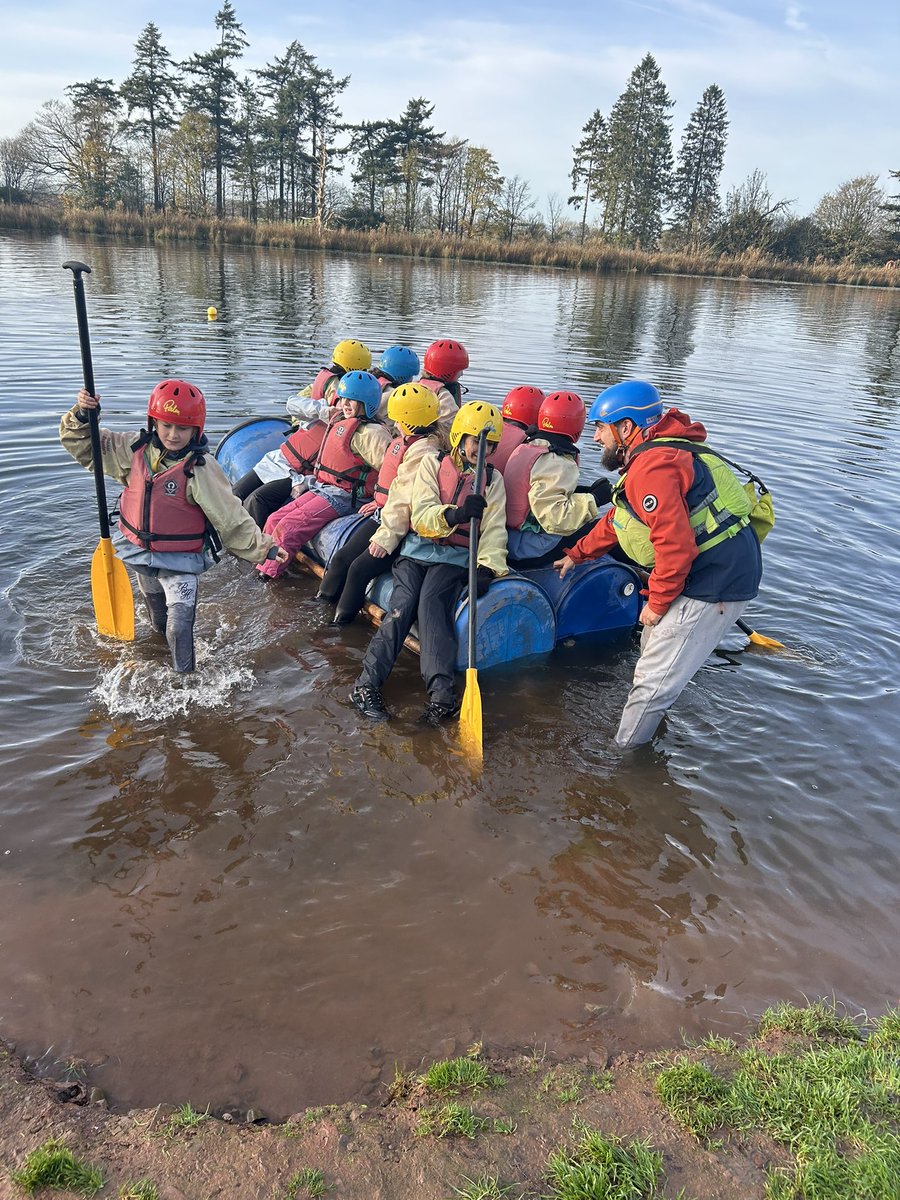 Raft Built and off they went 🌊