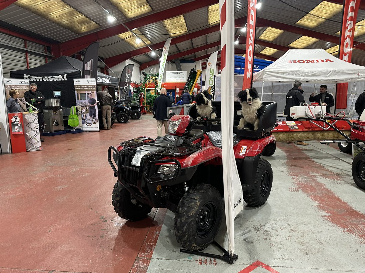 Busy on the <a href="/FarmWaterScot/">Farming & Water Scotland</a> stand )(234) at the excellent <a href="/AgriScot/">AgriScot</a> show today. Discussing #IntegratedPestManagement #IPM and #BestPractice use #NRoSO <a href="/BASISRegLtd/">BASIS Reg Ltd</a>