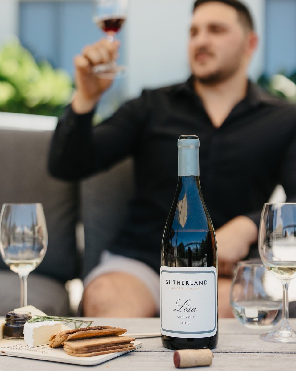 VinimarkWine's tweet photo. Summer calls for something light, refreshing and full of finesse—Sutherland delivers just that.
Their cool-climate range offers crisp, fruit-forward wines that are perfect for long, sunny afternoons.
#SutherlandWines #LightAndBright #CoolClimateWines #VinimarkWine #VinimarkBrandPartner