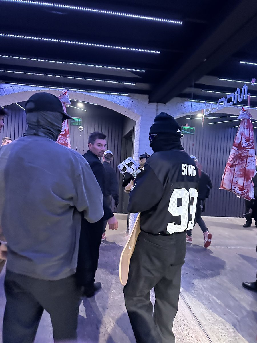 KANAKAwav's tweet photo. With the actual 🐐 @longjawns https://t.co/NfCrN43Vh0