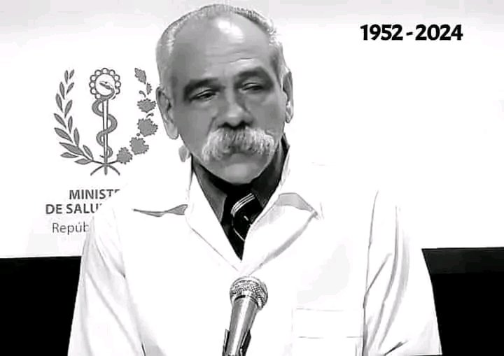 Hombre que derrochó sabiduría, agudeza, lealtad a la Patria y fino y cubanísimo humor, ese es el profe Popi. 
El cariño y la admiración no mueren, viva su ejemplo.