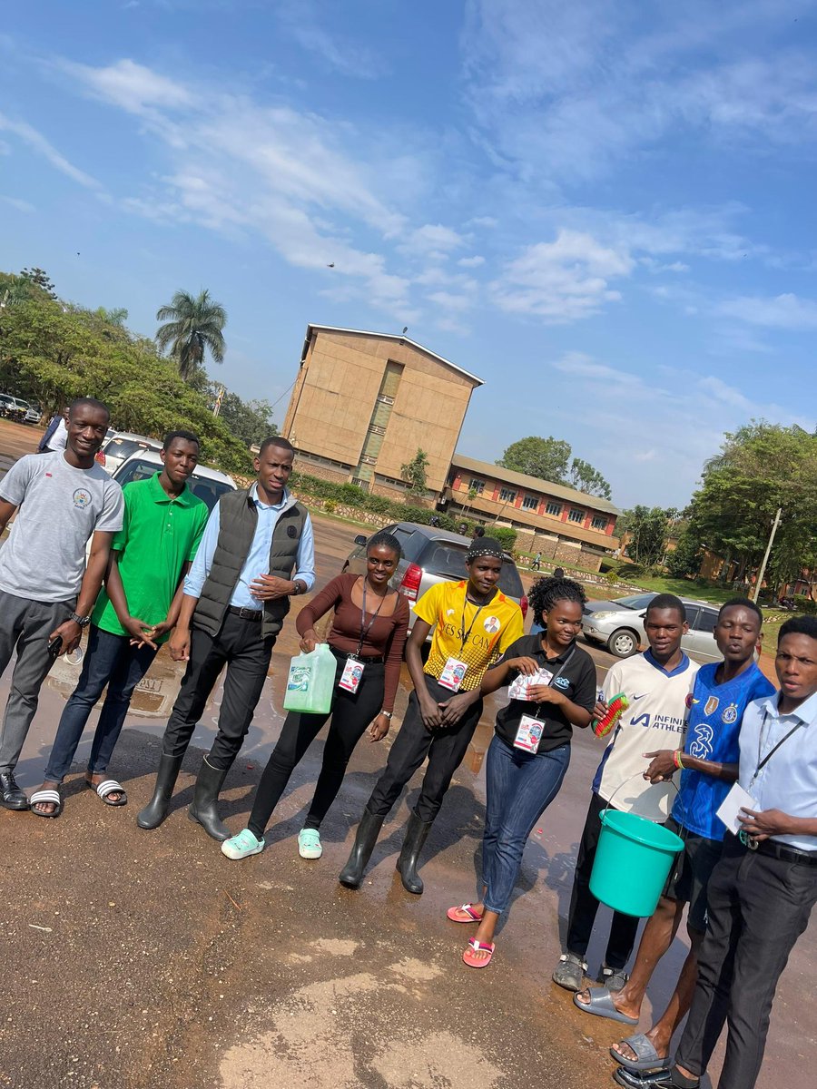 Nabwirerrose's tweet photo. Heartfelt Gratitude to All Supporters of the Car Wash Fundraising Project!❤️

Today’s Car Wash Fundraising Project was an incredible success, thanks to the overwhelming support from everyone who came out to wash cars and made contributions to help students in need of tuition. https://t.co/X7oa6k2sEk