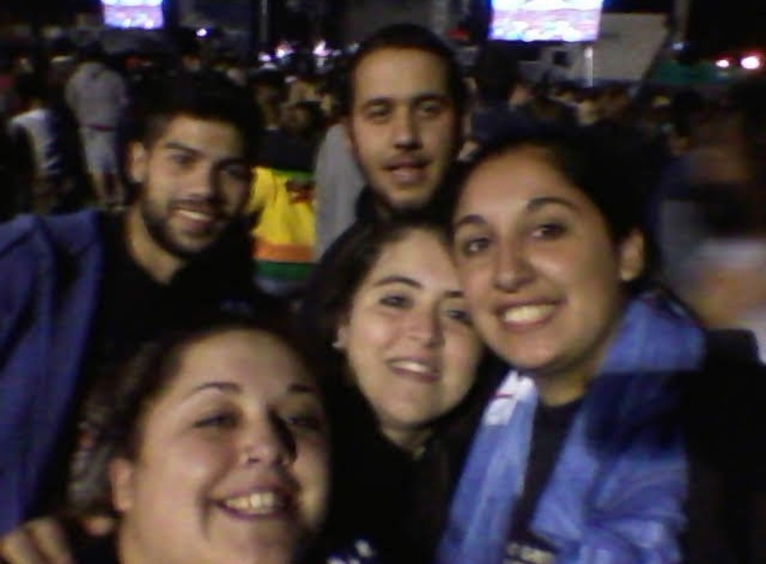 RodriguezAgus7's tweet photo. En 2015 ya era don osvaldo, pero teníamos la necesidad de verlo lo cumplimos 3 de los 5 de la promesa inicial. Intente encontrar videos de esa noche y no pude... pero lo tengo guardado en mis ojos y en mi memoria su voz tal cual la escuchaba grabada... increíble! https://t.co/KmNM0OjFfJ