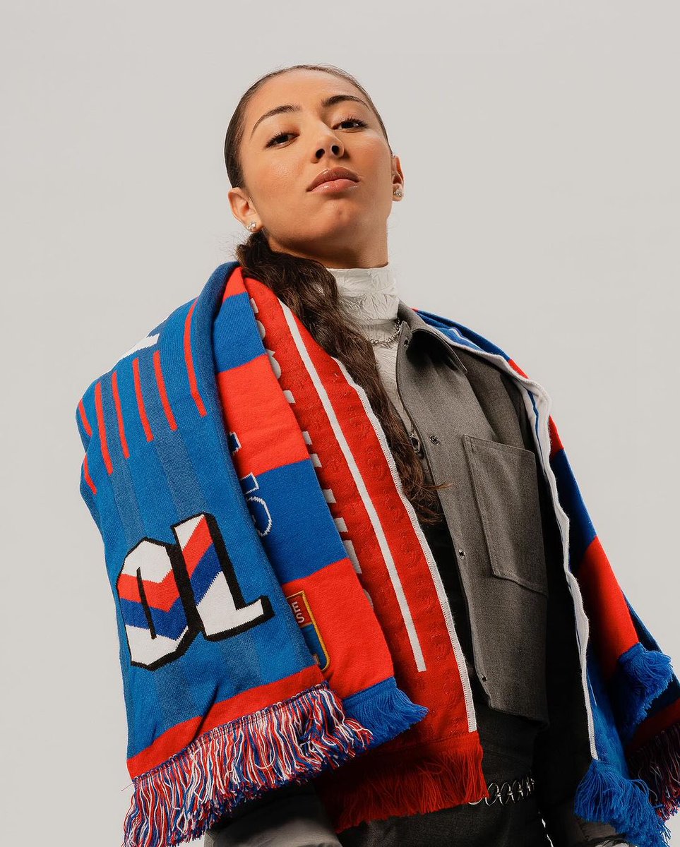 ScoreHer_media's tweet photo. 🚨 Grande annonce ! 🚨

Selma Bacha fera gagner son maillot dès que ScoreHer atteindra les 2000 abonnés ! 🎁⚽️

➡️ Abonnez-vous et aidez-nous à débloquer ce cadeau exclusif !

(📸 @mxieetweet via Instagram) https://t.co/fwI6opzjox