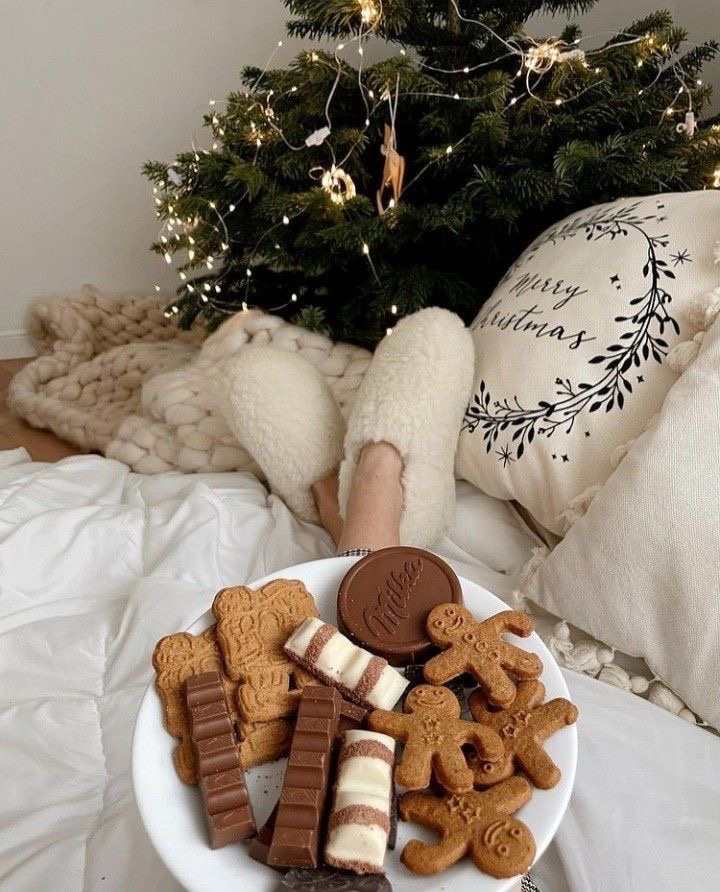 visualtherapy0's tweet image. 41 days until Christmas Eve 🌲