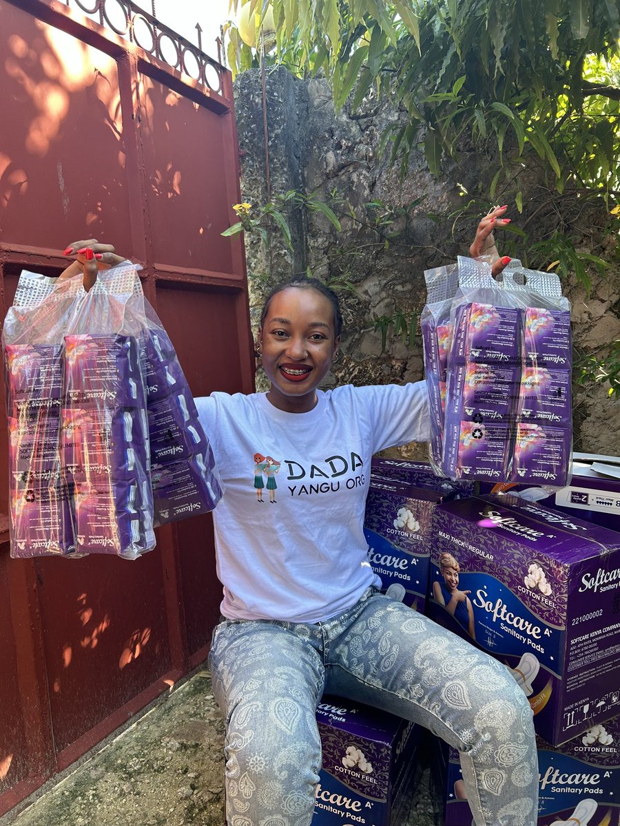 fatumaramadhann's tweet photo. It’s official DHL is @IKnitKenya official partner. Keep shopping https://t.co/VdfLHbxd4S to help support girls with sanitary parts in Kilifi through the PAD FOR HER INTIATIVE. Read more https://t.co/FbgNxmevKg https://t.co/ZzhV0NfHGl