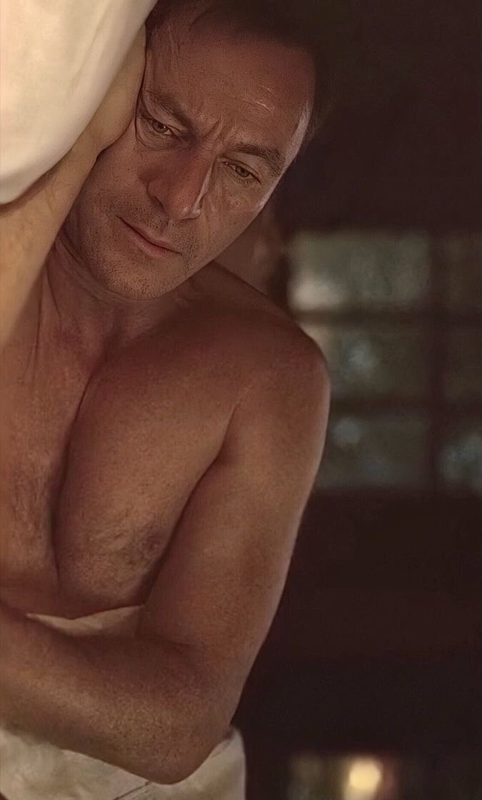 Bloody_Craving's tweet photo. Jason Isaacs is literally canon Gortash body type to me I love men and their tits sm https://t.co/ZlOXOvBMFI