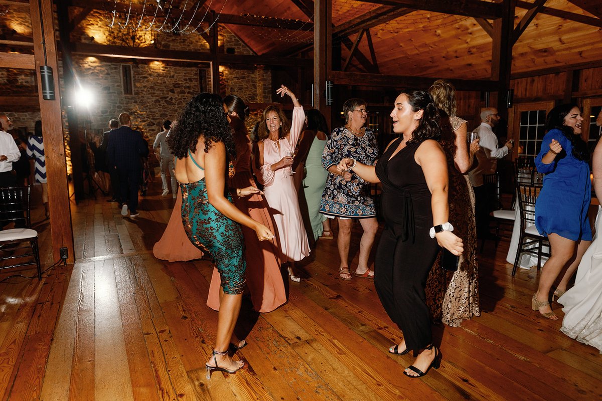 bachelorband's tweet photo. Fun times were had at Laura and Justin's wedding reception. Here's to them and their guests this #WeddingWednesday! 

Photos by @sarah.brookhart https://t.co/cfEnst8dmI