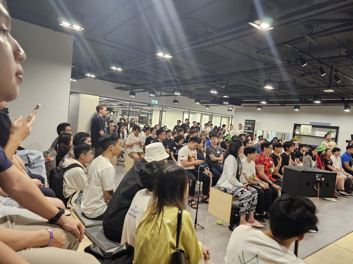 Kra Phongthorn tweet media