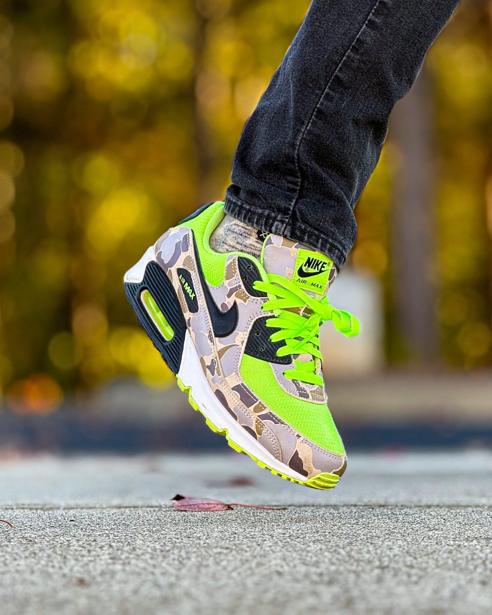 nike air max 90 ghost green duck camo