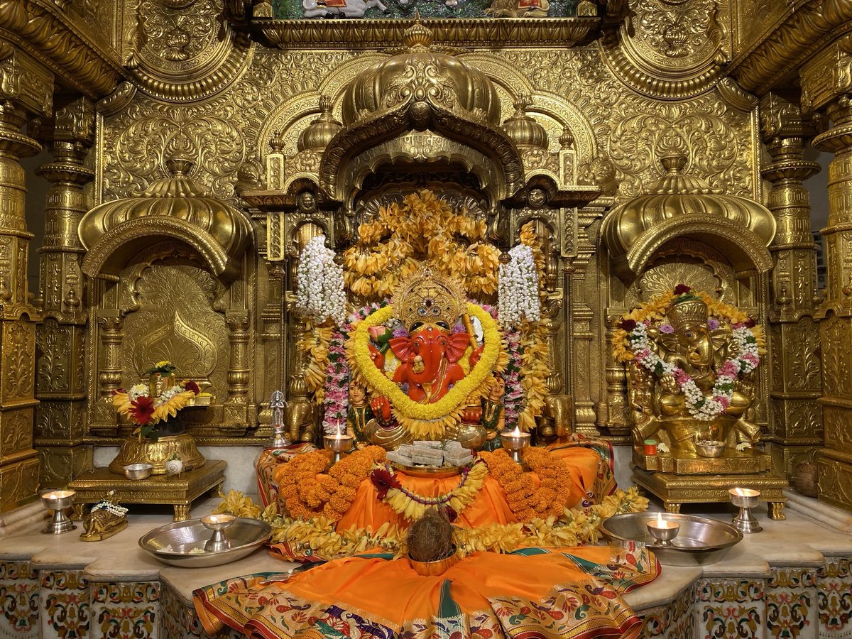 SVTMumbai's tweet photo. 🙏 गणपती  बाप्पा मोरया 🌺मंगलमूर्ती मोरया 🙏१३/११/२०२४
🙏Ganapati Bappa Moraya 🌺 Mangalmurti Moraya  🙏13/11/2024 https://t.co/FWDrhqVXgu