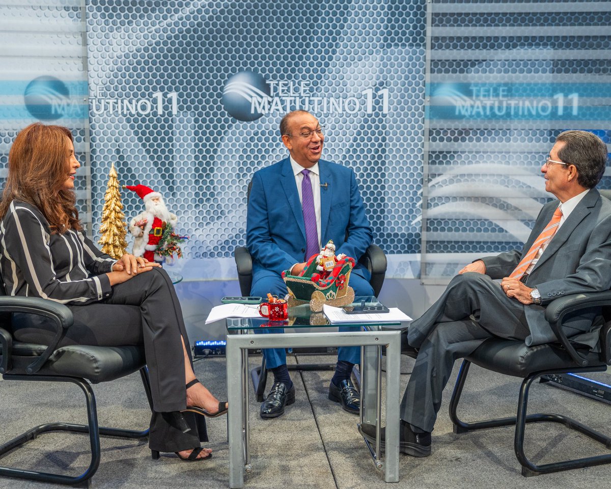 RDMOPC's tweet photo. El Ministro @DeligneAB conversó durante una entrevista con los periodistas del programa @telematutino11rn, abordó los temas de  programas sociales, que se llevan desde la institución. 1/4 https://t.co/8GJcdtumWq