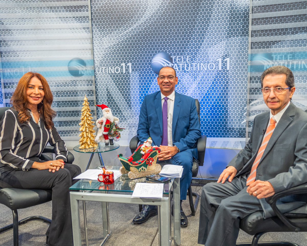 RDMOPC's tweet photo. El Ministro @DeligneAB conversó durante una entrevista con los periodistas del programa @telematutino11rn, abordó los temas de  programas sociales, que se llevan desde la institución. 1/4 https://t.co/8GJcdtumWq