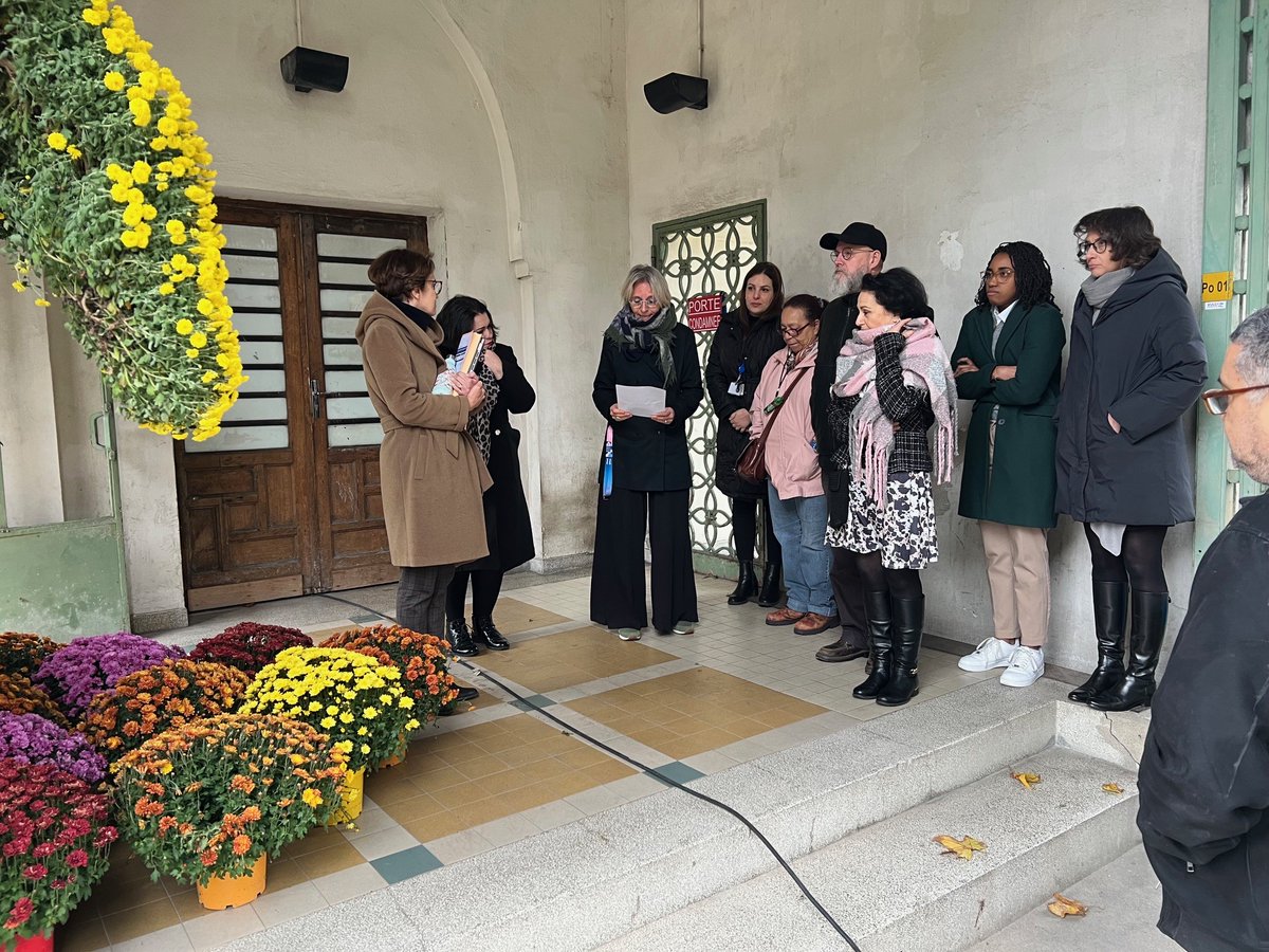 Hôpitaux Avicenne et René-Muret AP-HP (@avicenne_rmuret) on Twitter photo À l'occasion de la commémoration de l’Armistice du #11Novembre 1918, le GHU <a href="/Avicenne_RMuret/">Hôpitaux Avicenne et René-Muret AP-HP</a> @hopjeanverdier <a href="/APHP/">Assistance Publique – Hôpitaux de Paris (AP-HP)</a> a rendu hommage ce mardi, à celles et ceux tombés pour la France pendant la Première Guerre mondiale. À l'occasion de la commémoration de l’Armistice du #11Novembre 1918, le GHU <a href="/Avicenne_RMuret/">Hôpitaux Avicenne et René-Muret AP-HP</a> @hopjeanverdier <a href="/APHP/">Assistance Publique – Hôpitaux de Paris (AP-HP)</a> a rendu hommage ce mardi, à celles et ceux tombés pour la France pendant la Première Guerre mondiale.