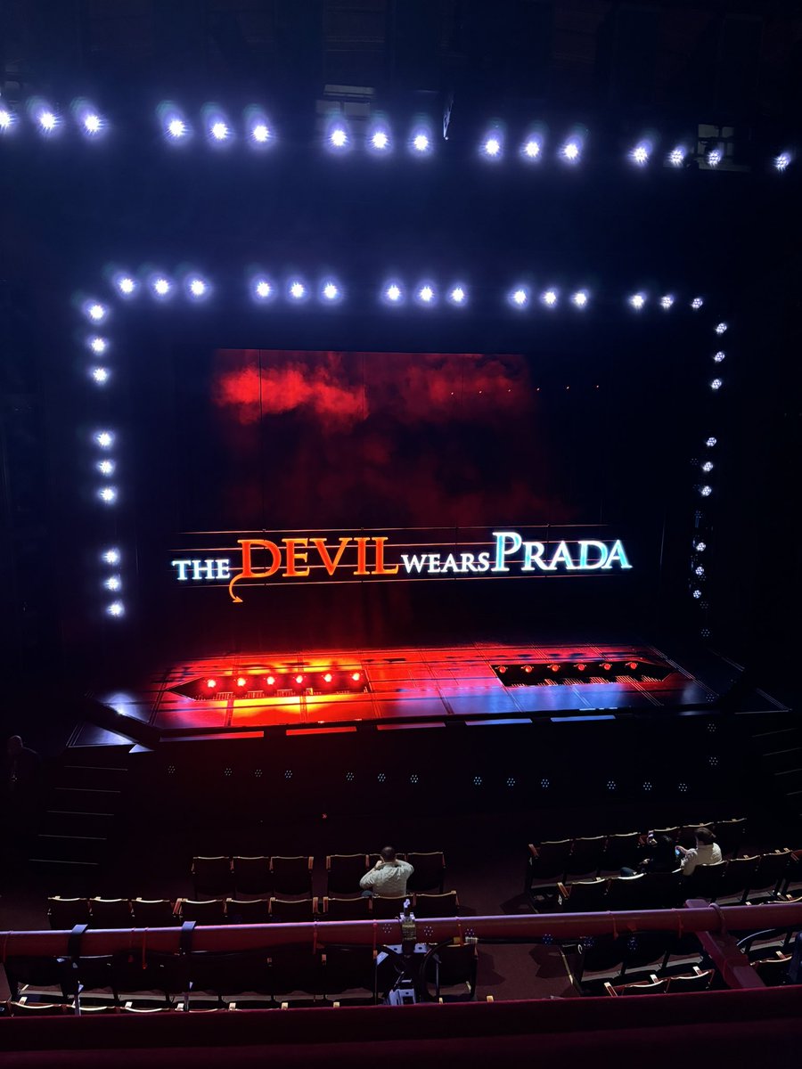 So excited! <a href="/VWOfficial/">Vanessa Williams</a>