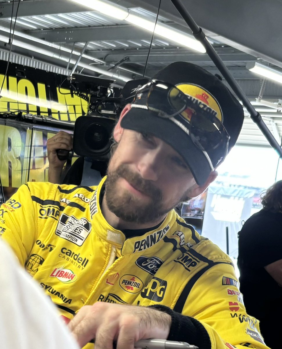 DonnyRigda's tweet photo. @Blaney @Team_Penske @FordMustang @FordPerformance @MenardsRacing I’m super proud of the 12 Team and Ryan. You all kept fighting til the end. https://t.co/R8IXKe7Gqo