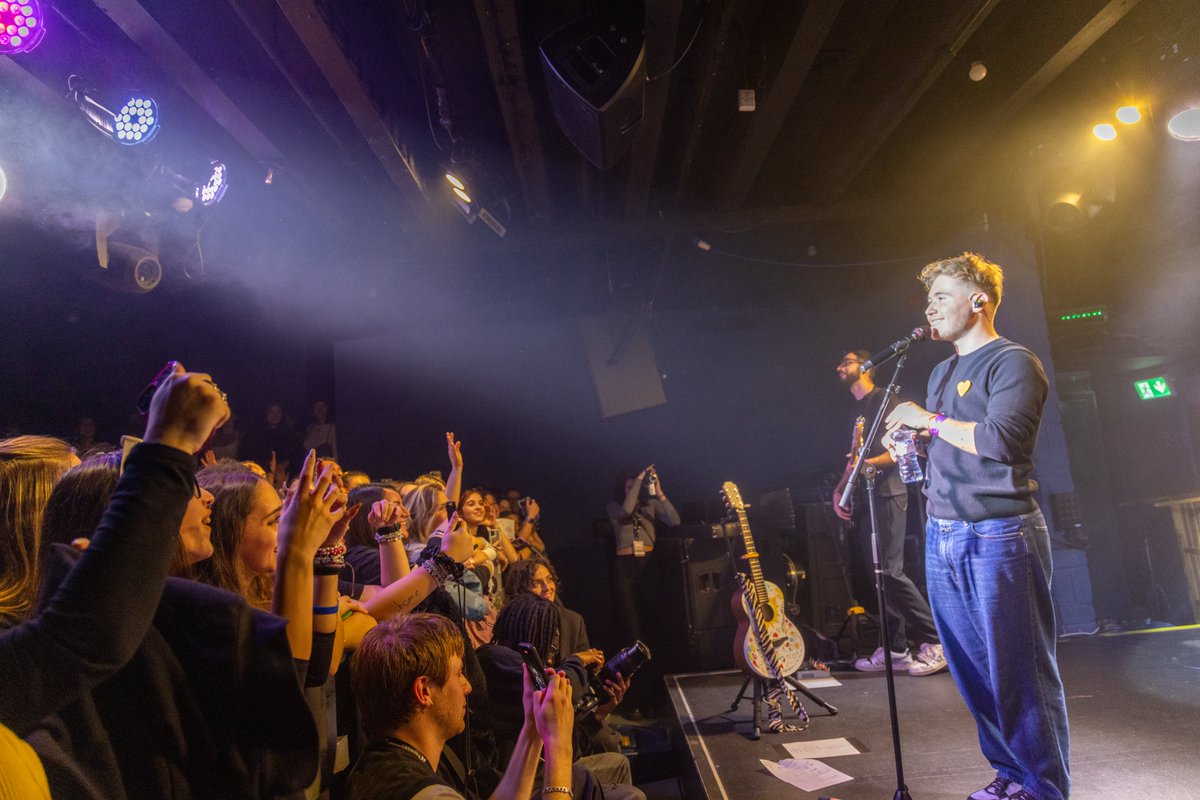 ☏ We're still reminiscing about the beautiful sellout Alfa performed here last week with his incredible band.

Thank you all for making it a special night!

<a href="/citizenticket/">Citizen Ticket</a>