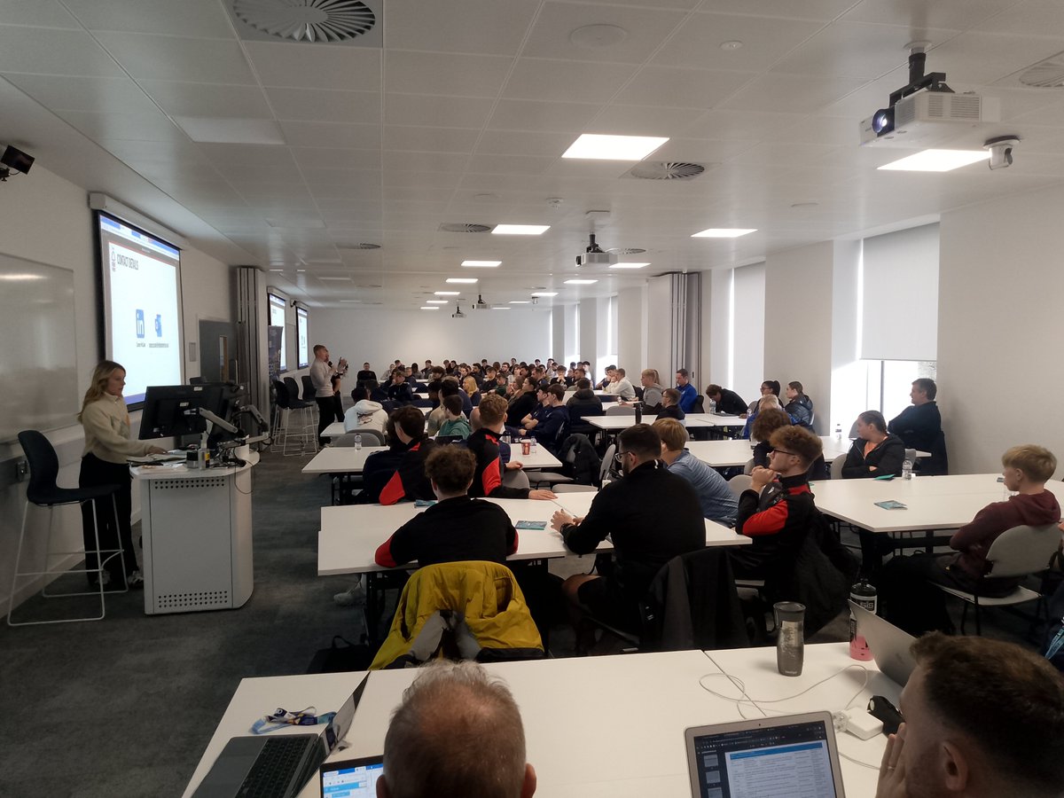 craig_twist's tweet image. The afternoon session for our @LJMUFootball Industry Day continues with a full house of current students and guest colleges getting fantastic insight from alumni about working in football. @ljmu