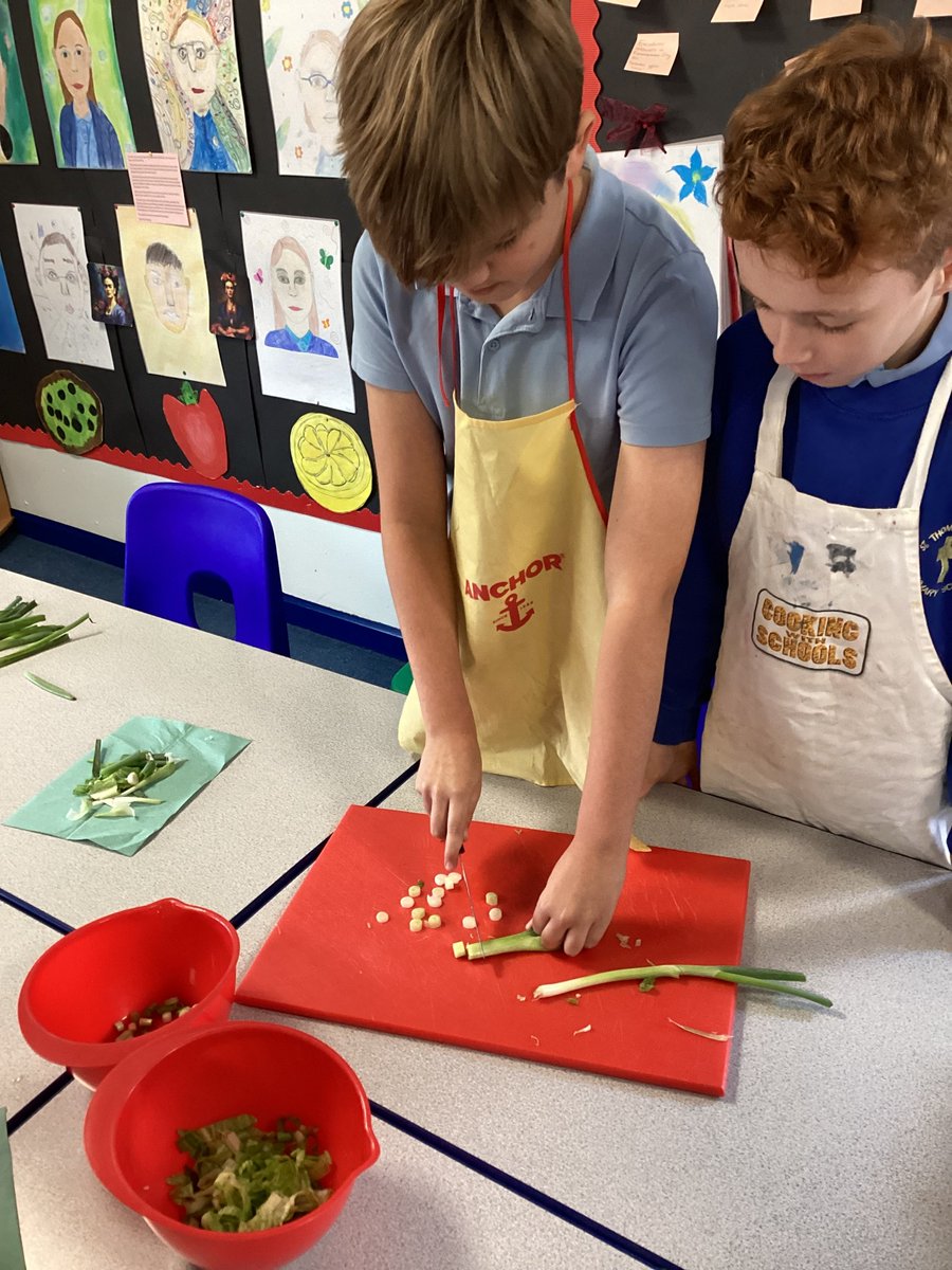 AshtonStThomas's tweet photo. Burrito making in Year 6 today with children learning essential life skills @Curriculum_USP #LifeSkills #FoodTech #Nutrition #SecureinFaithLearningTogether https://t.co/lOtnD7fIZD
