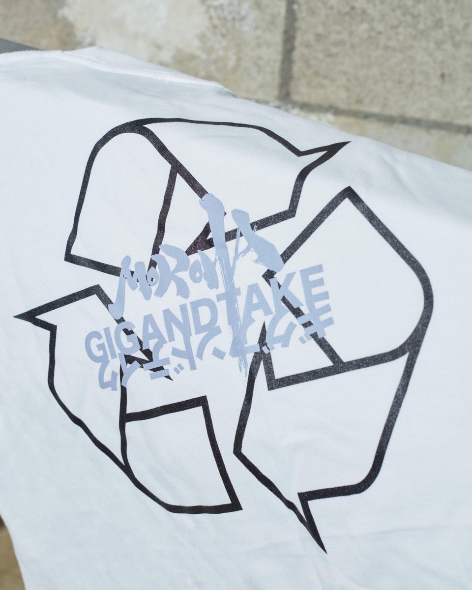 YAVAY_YAYVA's tweet image. 🍀限定コラボTシャツ🍀

MOROHA × UNTRACE “GIG and Take Tee”

明日11/14新代田FEVERにて開催
「GIG and Take」に、UNTRACEが協賛として参加。
（来場者全員に、1ドリンクをUNTRACEからプレゼント）

更に限定コラボレーショングラフィックTシャツを販売。

#untrace
#designpractice