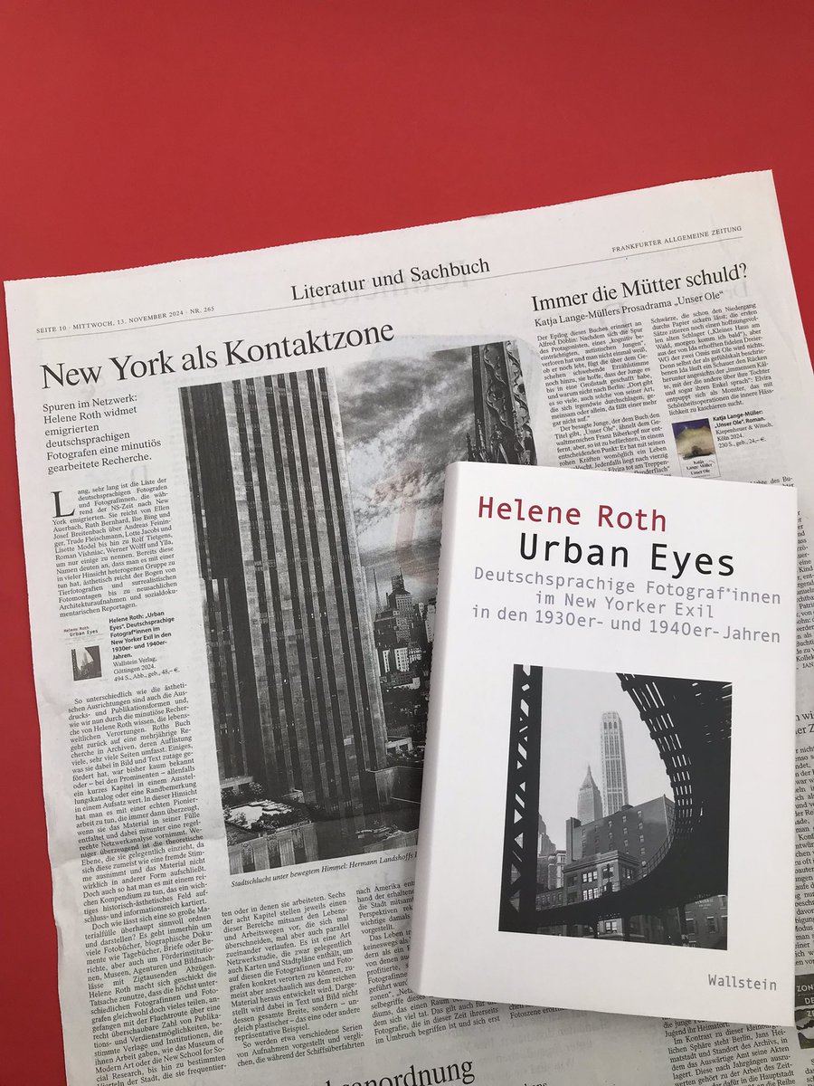 Wallstein Verlag (@wallsteinverlag) on Twitter photo Juhu: Bernd Stiegler meint heute in der <a href="/faznet/">Frankfurter Allgemeine</a> zum Band »Urban Eyes« von Helene Roth: »eine minutiös gearbeitete #Recherche (…). (Man hat es) mit einem reichen Kompendium zu tun, das ein wichtiges historisch-ästhetisches Feld aufschluss- und informationsreich kartiert.« 👏🏻 📸🗽 Juhu: Bernd Stiegler meint heute in der <a href="/faznet/">Frankfurter Allgemeine</a> zum Band »Urban Eyes« von Helene Roth: »eine minutiös gearbeitete #Recherche (…). (Man hat es) mit einem reichen Kompendium zu tun, das ein wichtiges historisch-ästhetisches Feld aufschluss- und informationsreich kartiert.« 👏🏻 📸🗽