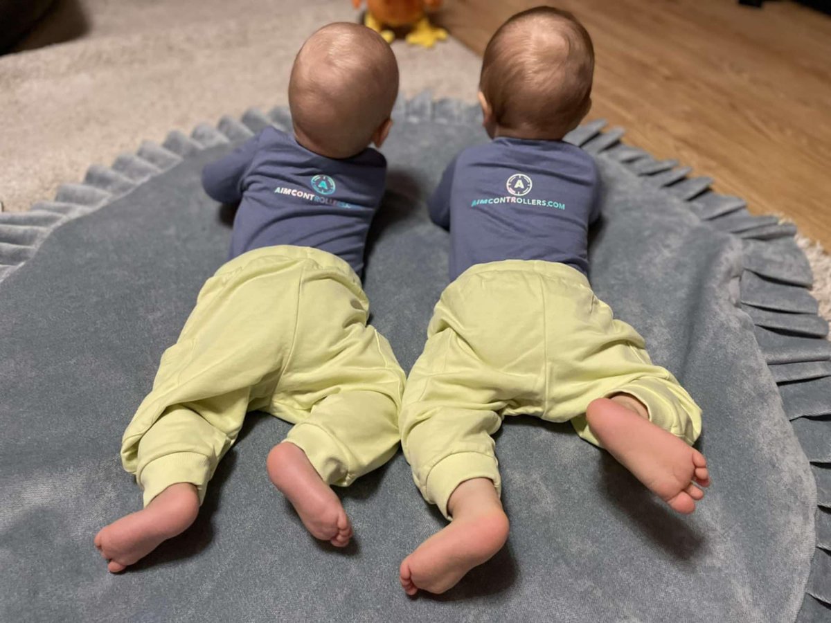 AimControllerss's tweet photo. Meet the youngest members of the AimControllers team! 👶🎮 It’s never too early to fuel a passion for gaming and innovation. These little ones remind us that enthusiasm knows no age limits! 💪✨
#AimControllers #NextGen #TeamAim #gaming https://t.co/c7BegXbN8Z