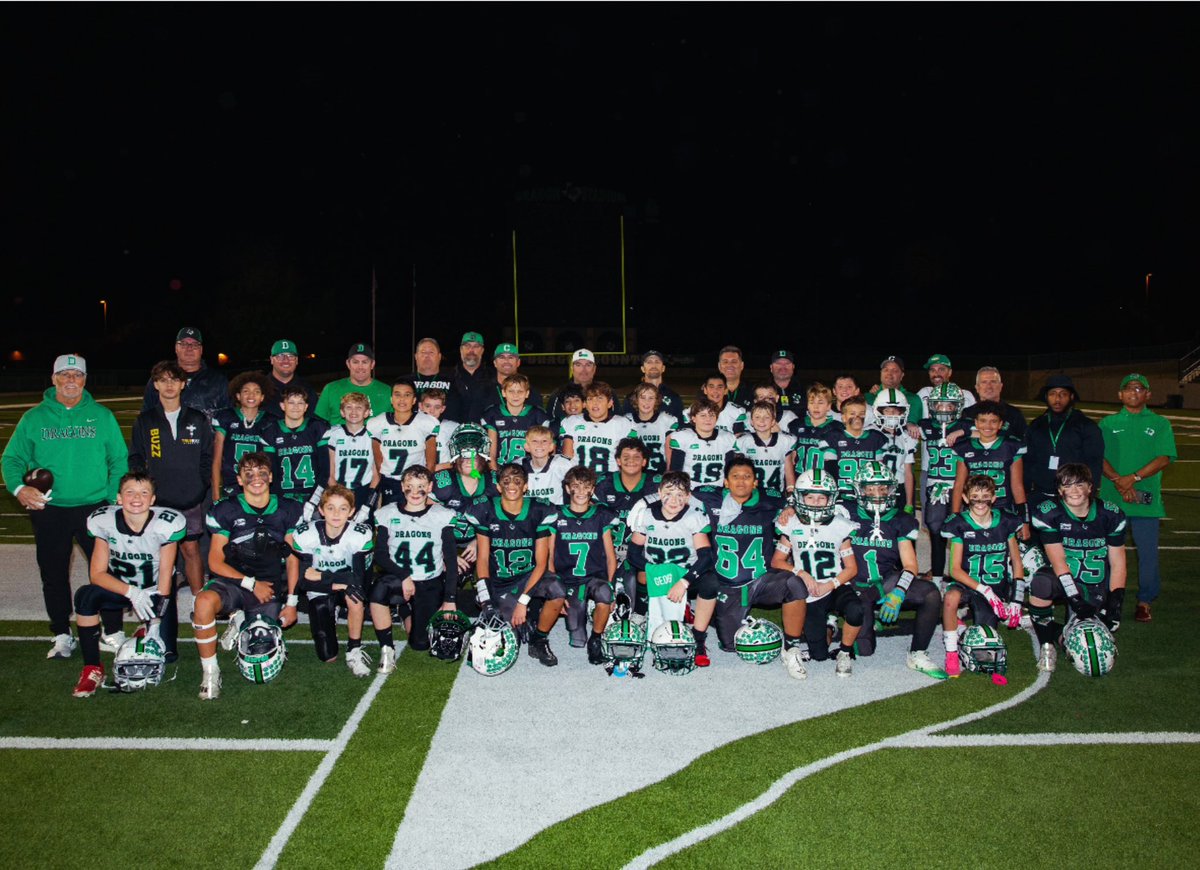 DrgnYthFootball's tweet photo. 6th Dragon Black &amp; 6th Dragon Green players and coaches - looking Dragon ready for Middle School!  

This may have been your last DYF game at Dragon Stadium but, GREAT THINGS YET TO COME‼️ 

We are #DragonProud to call you DYF alum. 

We cannot wait to see what you do next! https://t.co/p64RBhesEO