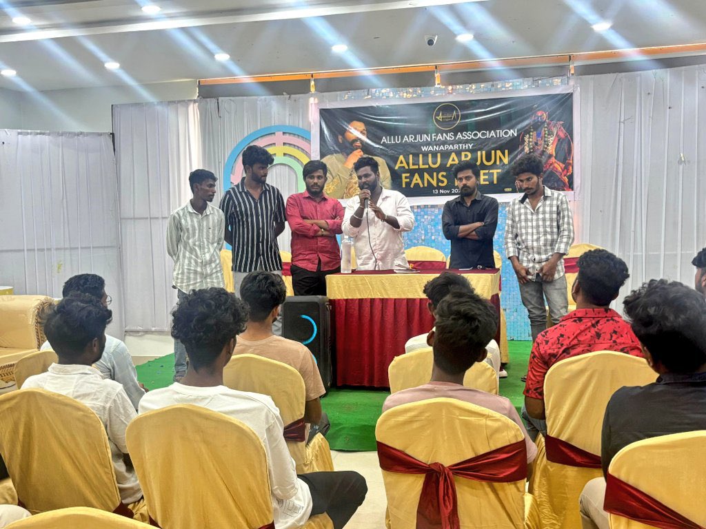 AAFAOnline's tweet photo. AIAFA Wanaparthy Team Fans Meet ❤️‍🔥

#Pushpa2TheRule @AIAFA_WNP https://t.co/stTaxb96YV