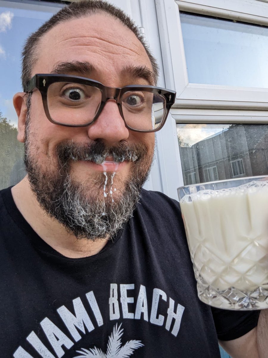 Mauisnake tweet media