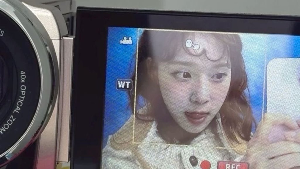 rinacvnty's tweet image. i love how aespa are a friend group that capture everything and anything on their little cameras