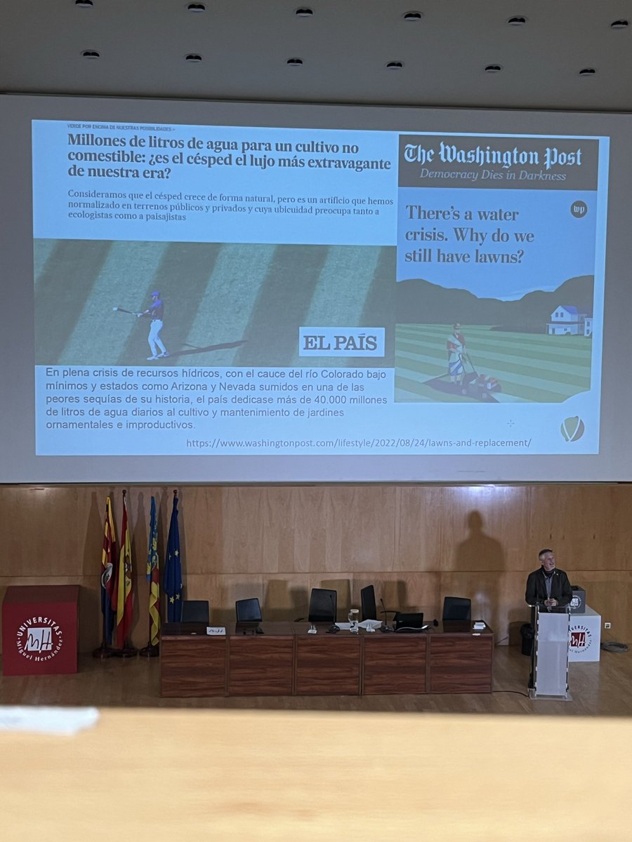 Claudio_Amorosb's tweet photo. Increíble charla de @FernandoVallada la que hemos podido  disfrutar esta mañana en la Universidad Miguel Hernández por el día de San Alberto Magno🌍.   Muy top!🙌🏽🔝 https://t.co/yPtgLvyn4W