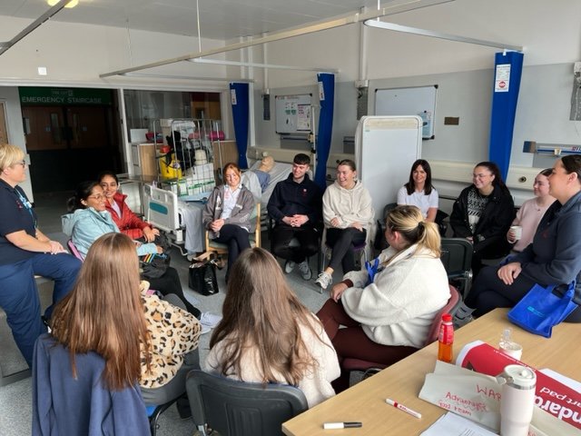Fabulous morning spent with our MH students who gave a warm welcome to our International Nurses.  #Learningtogether