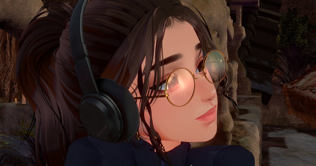 mallyce_'s tweet image. guess what i&apos;m looking at (it&apos;s not sunset)

#warudo #virtualcreator #digitalcreator