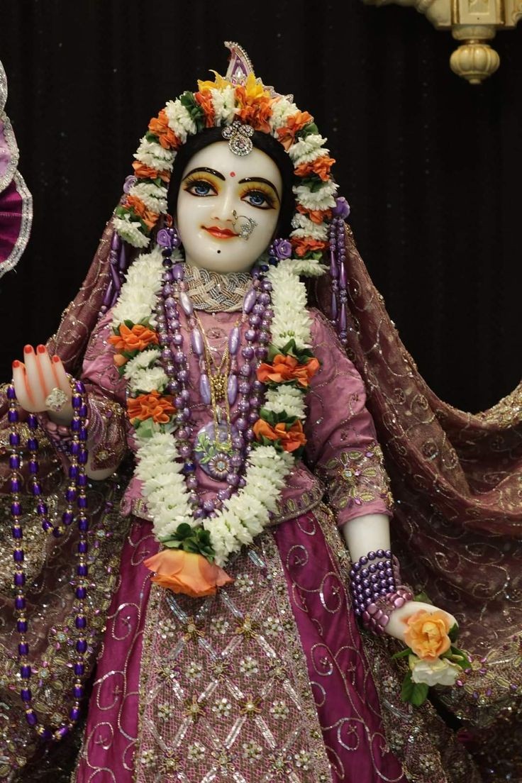 hari_priye_'s tweet photo. Radha Rani Name and Meaning 💙

Veda-Gamya – She is approached by Vedic study https://t.co/Qd5ReWGNZ9
