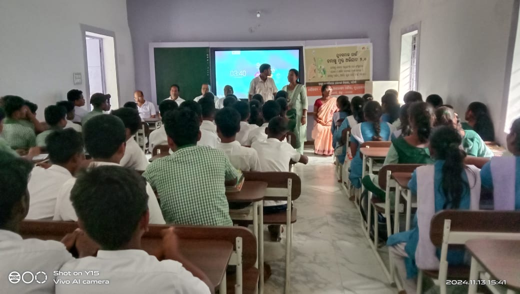 nhmdeogarh's tweet photo. Sensitization programme on harmfull effects of tobacco uses , No Tobacco Pledge, rally at Dudhinali High School organized by Ayushman Arogya Mandir,Dudhianali of Deogarh District https://t.co/tX8adSnXxI