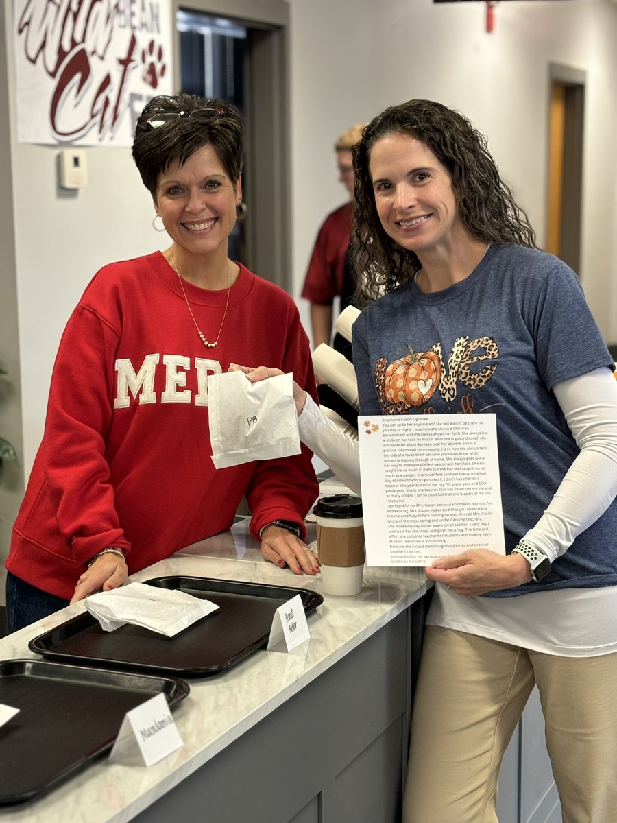 BRmeganreece's tweet photo. We love our BR adults! To celebrate Thanksgiving, we ask students to tell us why they’re thankful for our teachers. Our #WildBeanCatfe then serves them coffee, cookies, and their student written notes 🍂🤎 My most favorite way to celebrate our staff 🫶 #WildcatPride #WERBR https://t.co/JdBqbyYSPu
