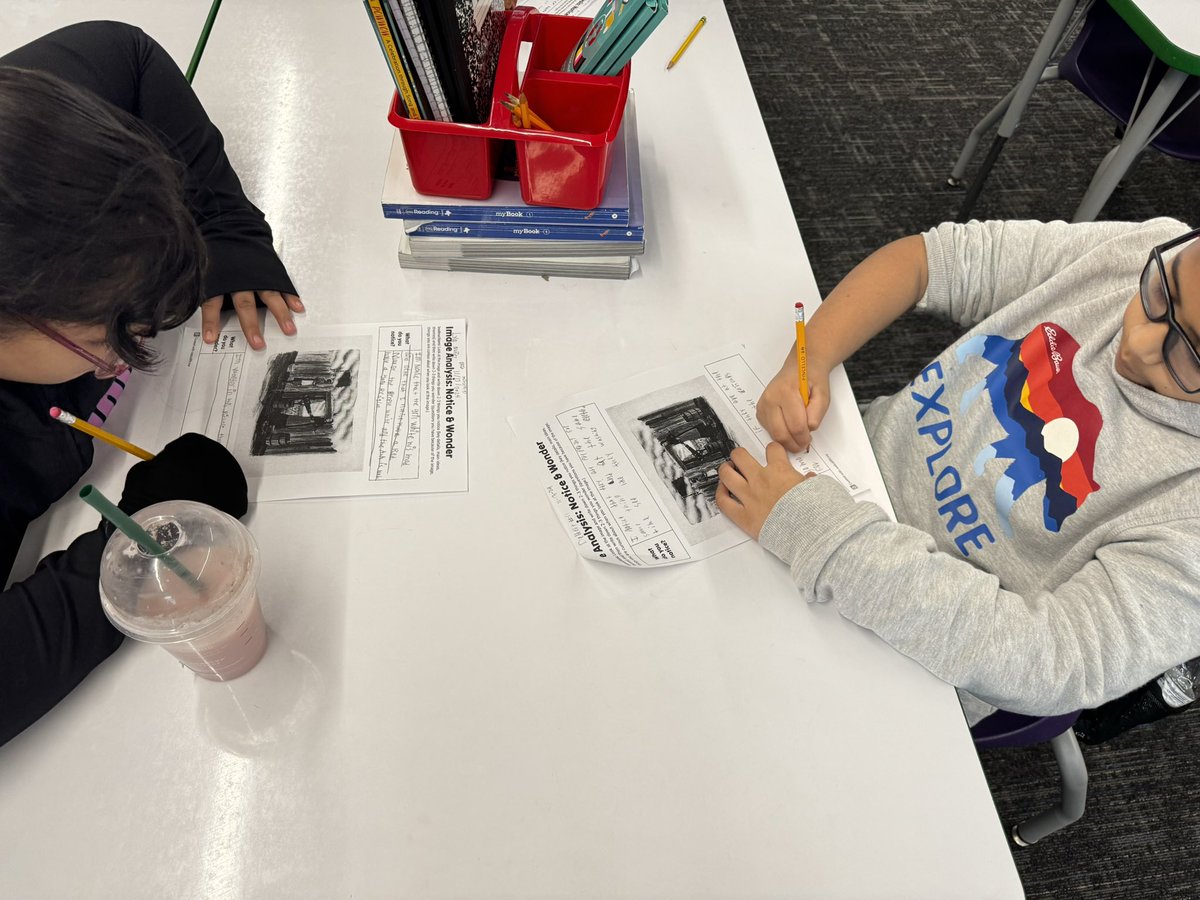 sam_peredo's tweet photo. These kids are learning all about the “Mother of TX” at @HumbleISD_LLE @humble_SocSt @edcoach_justin @HumbleISD @TexasHistoryL @TxSocialStudies @Humble_ElemELA @history_ams @DiffitApp @cassreescano @WiseAboutTexas https://t.co/57B9irczz0