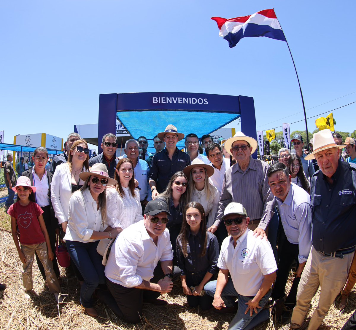 SantiPenap's tweet image. Hoy participé de la Expo Agropecuaria San Pedro, una verdadera fiesta del trabajo y del esfuerzo de nuestros productores. Este encuentro refleja el espíritu incansable de nuestra gente y el enorme potencial del segundo departamento. ¡Gracias a todos los que hacen posible este…