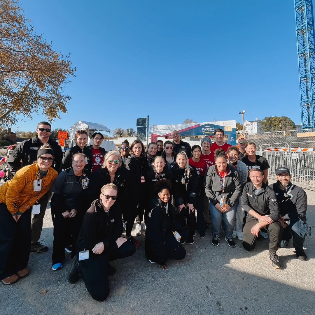 VCUHealth's tweet photo. For 5+ years, we've been the official medical sponsor of the Richmond Marathon, Half Marathon and 8k. With 20,000+ runners, our team of physicians, nurses, and other volunteers will be on hand to address illness and injury on the course. #RunRichmond 👟🏃♂️ https://t.co/wpA56B2597 https://t.co/e2s1rZ8HlQ