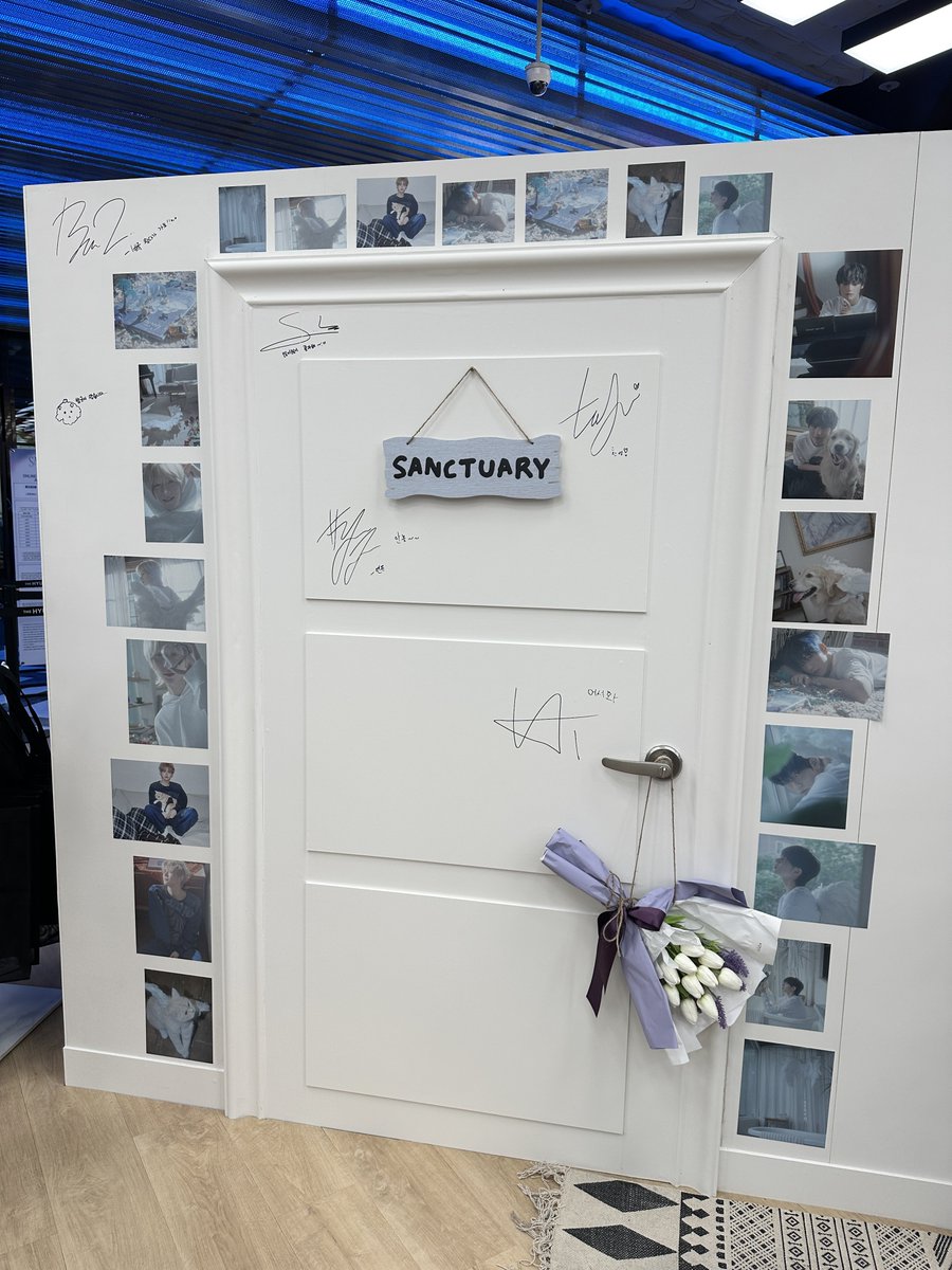 dahlteez's tweet photo. I was finally able to visit the pop up today!! 

#투모로우바이투게더 #TOMORROW_X_TOGETHER #TXT #The_Star_Chapter #SANCTUARY #The_Star_Chapter_SANICTUARY_POPUP #사운드웨이브 https://t.co/O5Rpyo66Bn